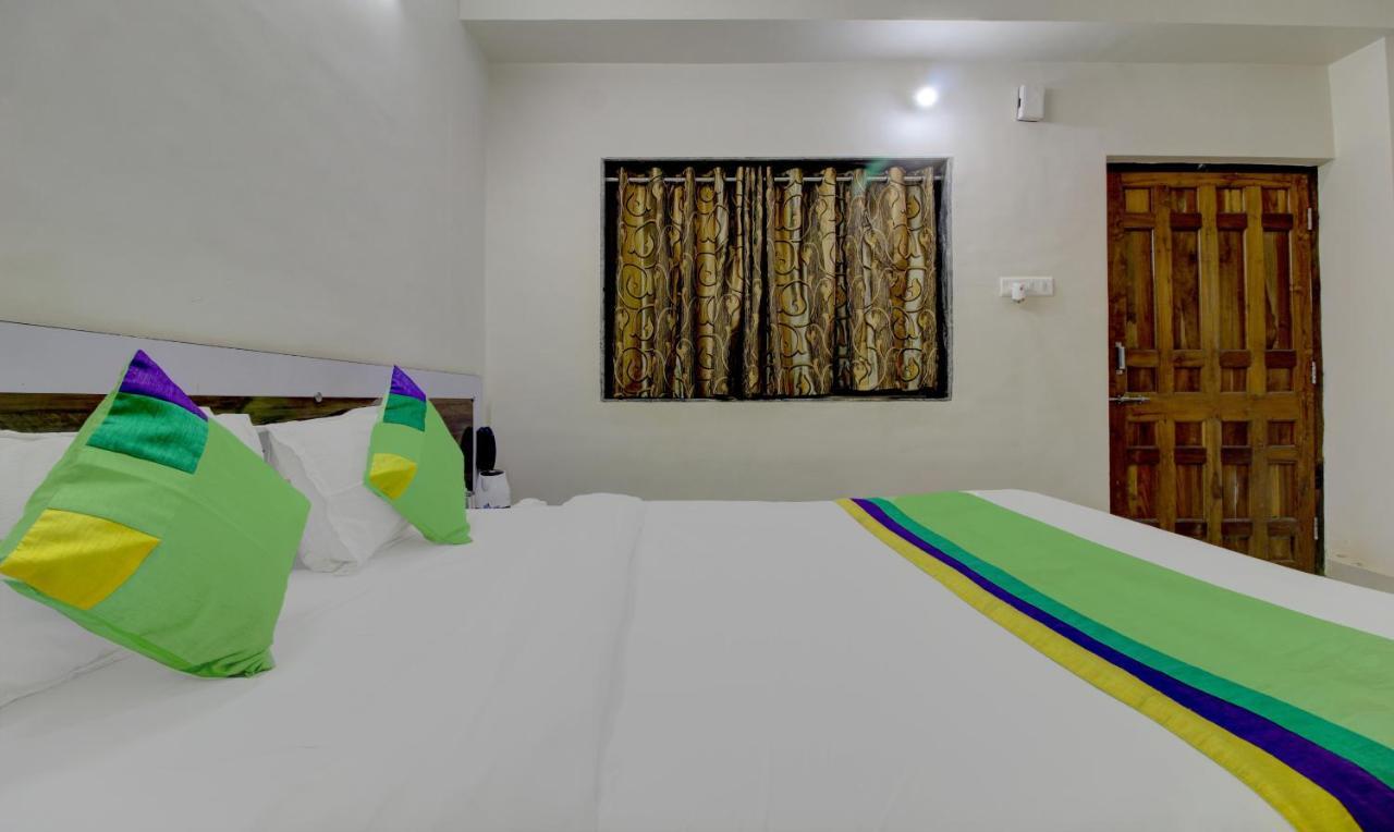 Treebo Jeevan Village 潘奇加尼 外观 照片