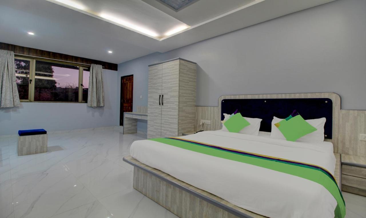 Treebo Jeevan Village 潘奇加尼 外观 照片
