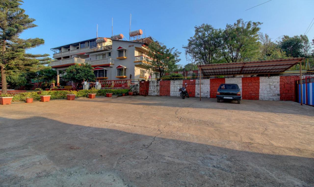 Treebo Jeevan Village 潘奇加尼 外观 照片