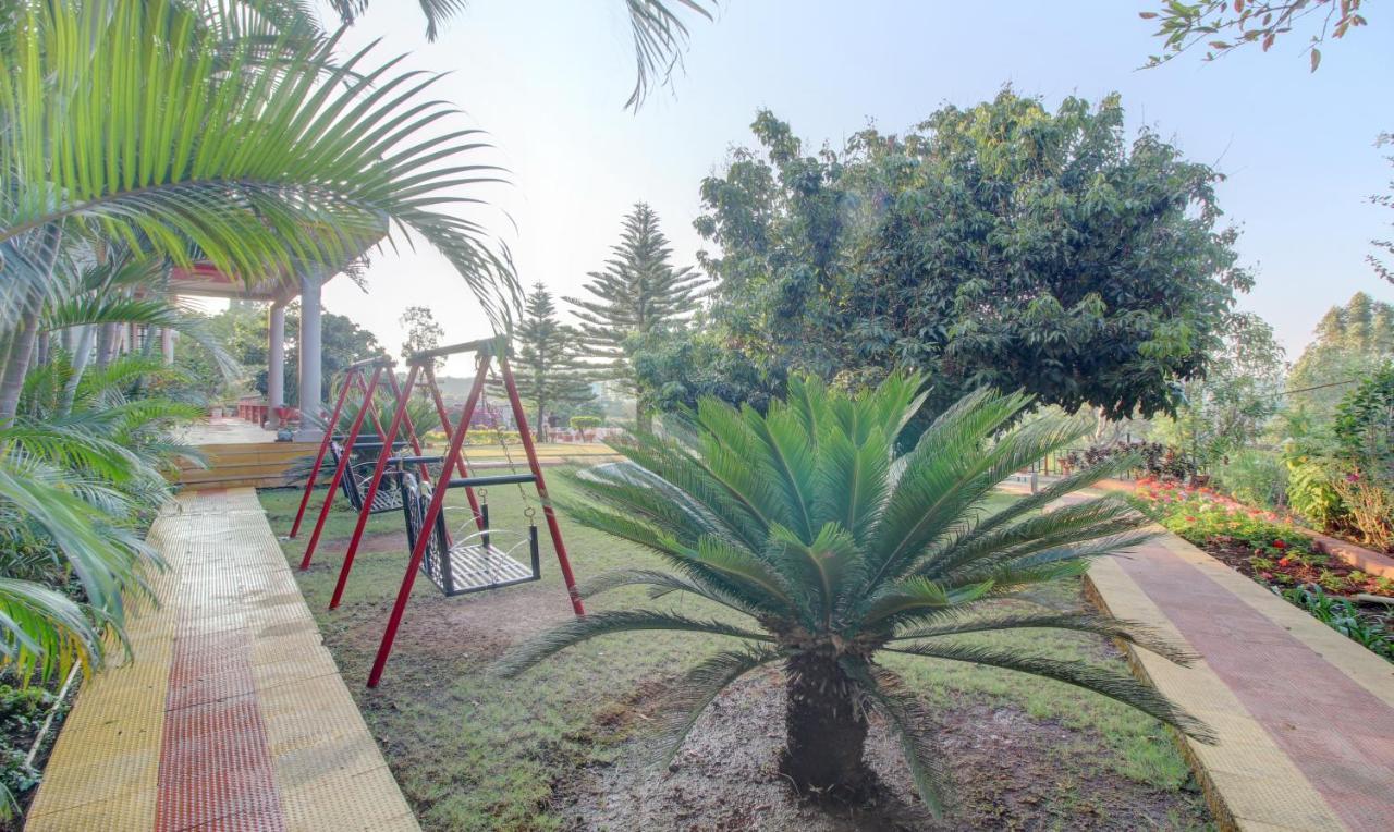Treebo Jeevan Village 潘奇加尼 外观 照片